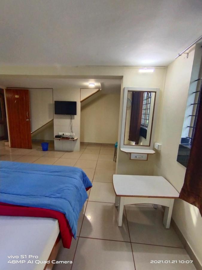 ホテルShree Manjushree Residency ウドゥピ エクステリア 写真