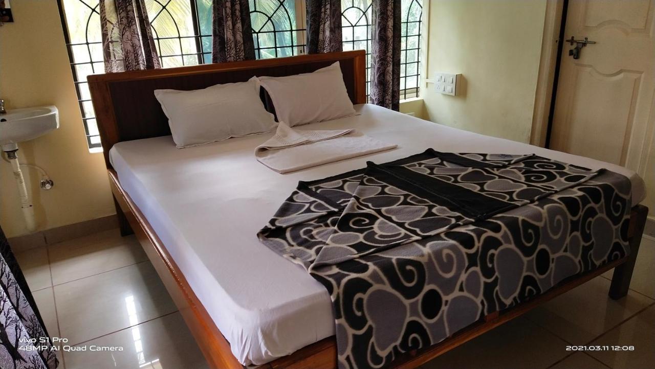 ホテルShree Manjushree Residency ウドゥピ エクステリア 写真
